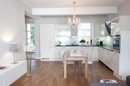 Wohnzimmer / Küche Wohnzimmer / Küche